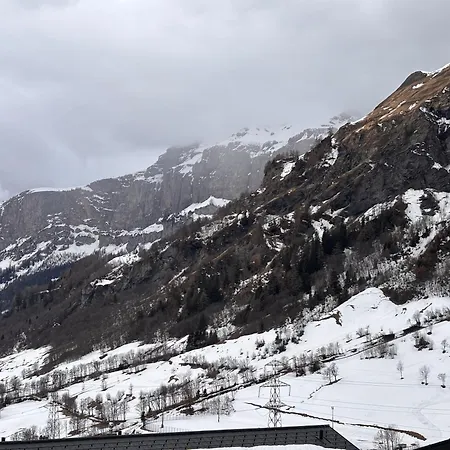 Luxuse Fluee 11 * لوكباد