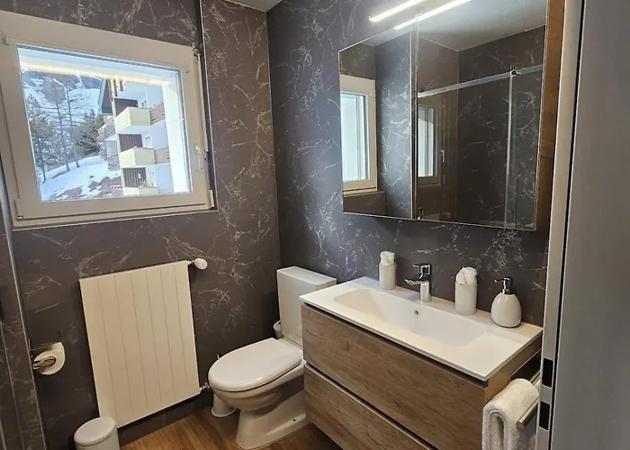 Luxuse Fluee 11 * لوكباد