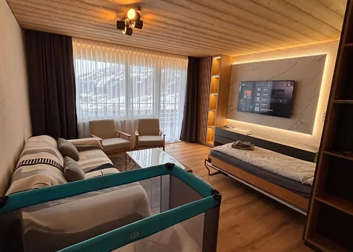 Luxuse Fluee 11 * لوكباد